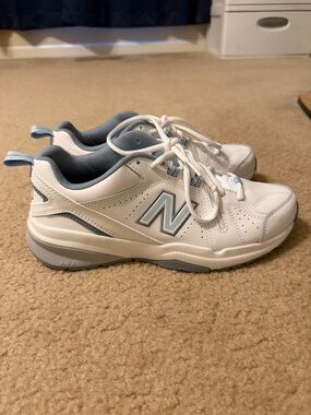 New Balance 608 Women’s Size 9.5 White Blue Walking Training Shoes WX608WB5